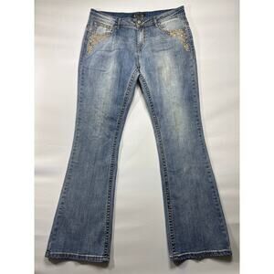 Shyanne Women's Anne Bootcut Embroidered  Jeans‎ - Size 32/SHT (33x31.5)*